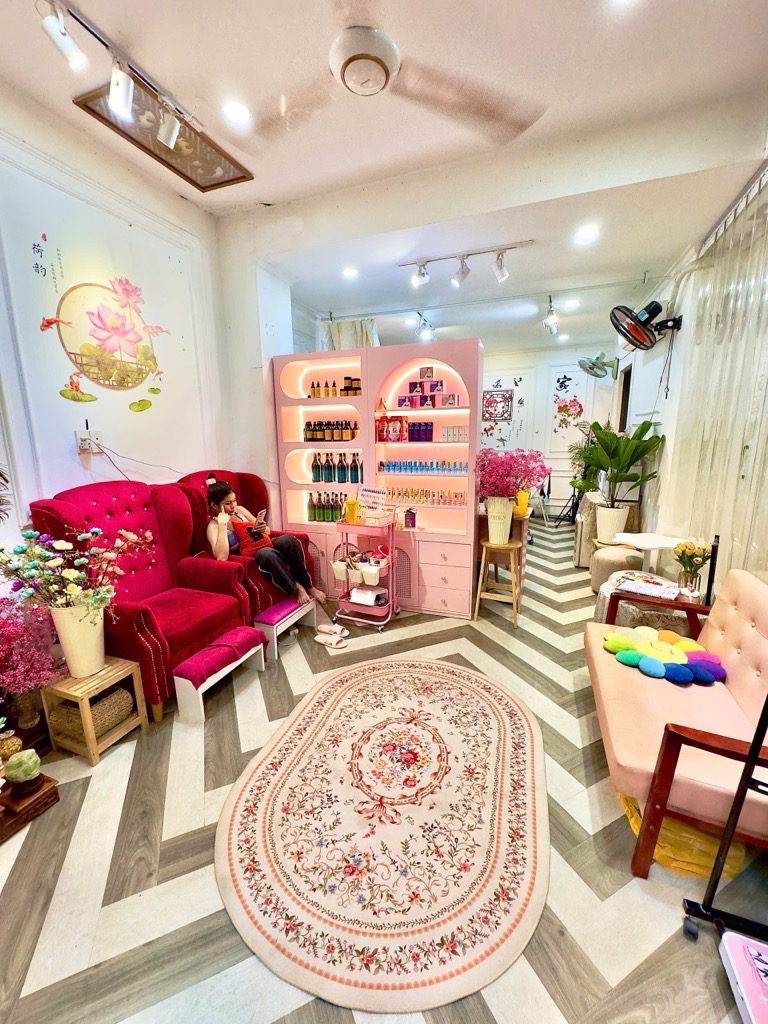 VỊ TRÍ ĐẸP , NHÀ ĐẸP, HẺM XE HƠI , 5 TẦNG, 60M2
